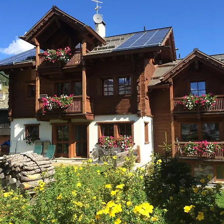 Nada Lejlighedshotel 4*